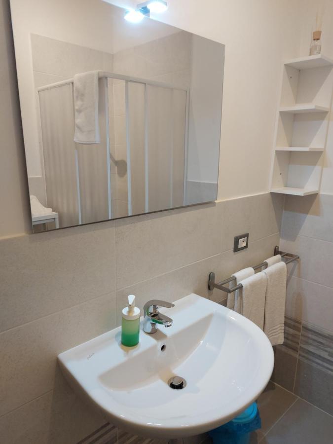 Fare Bnb - Room Del Parco Реджонель-Эмилия Экстерьер фото