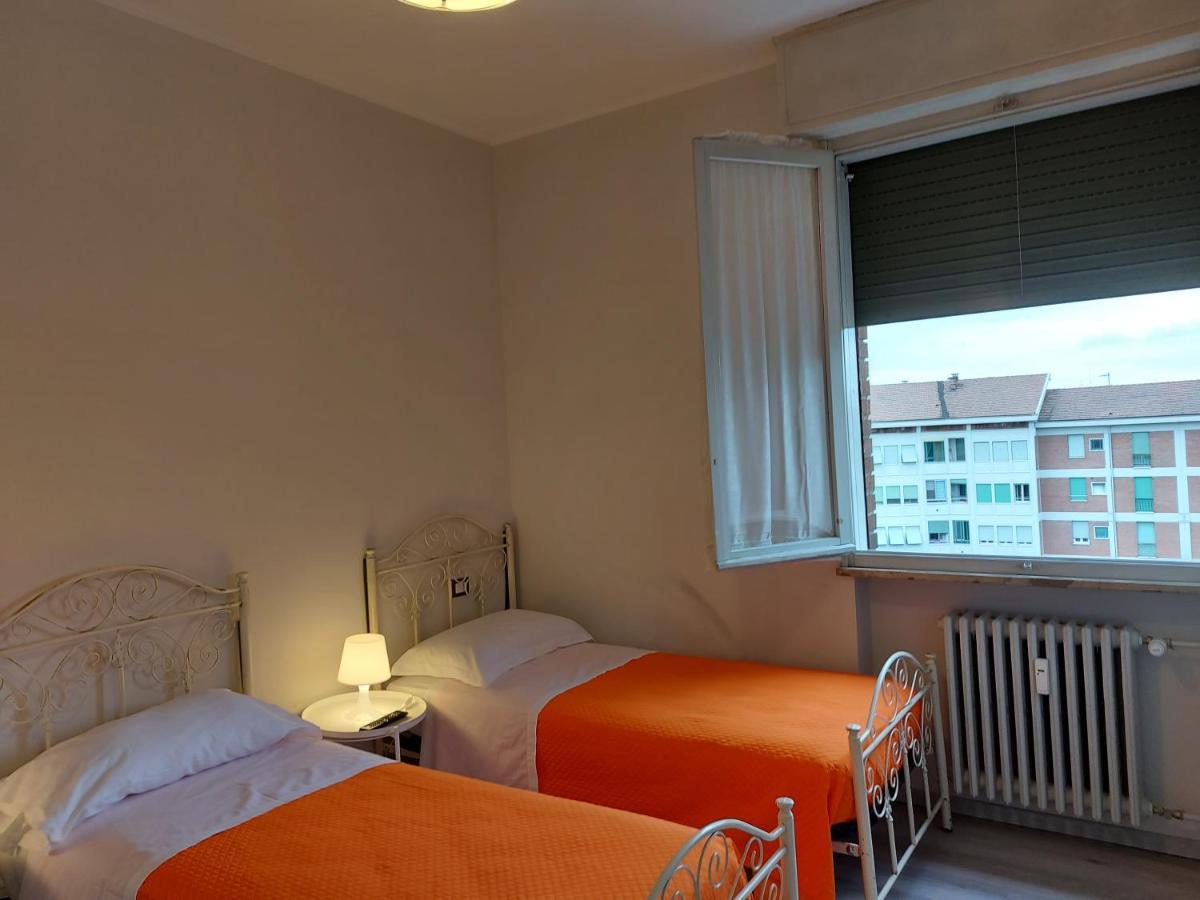 Fare Bnb - Room Del Parco Реджонель-Эмилия Экстерьер фото